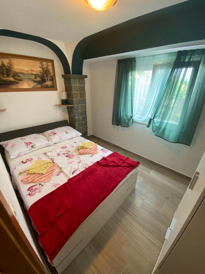 Green Place Apartments ポルトローシュ エクステリア 写真
