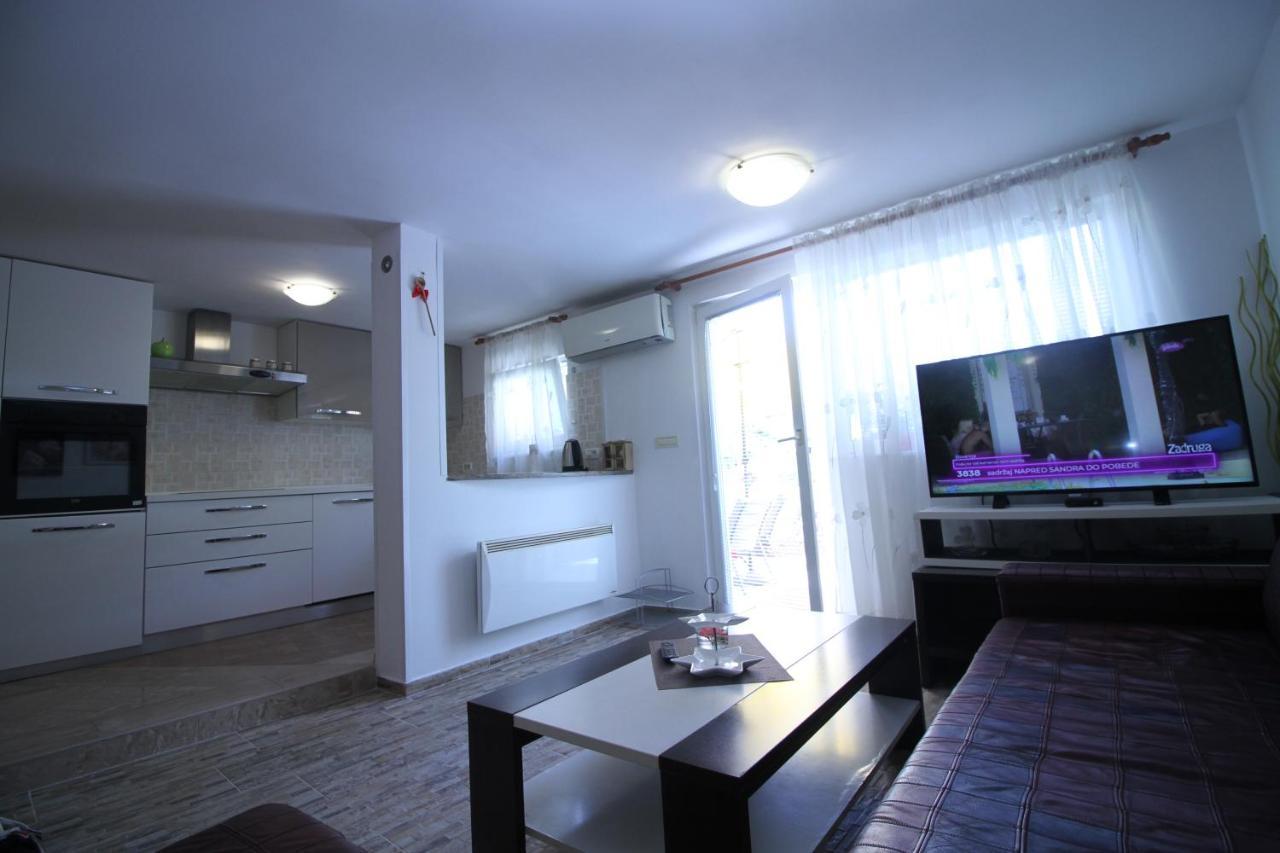 Green Place Apartments ポルトローシュ エクステリア 写真