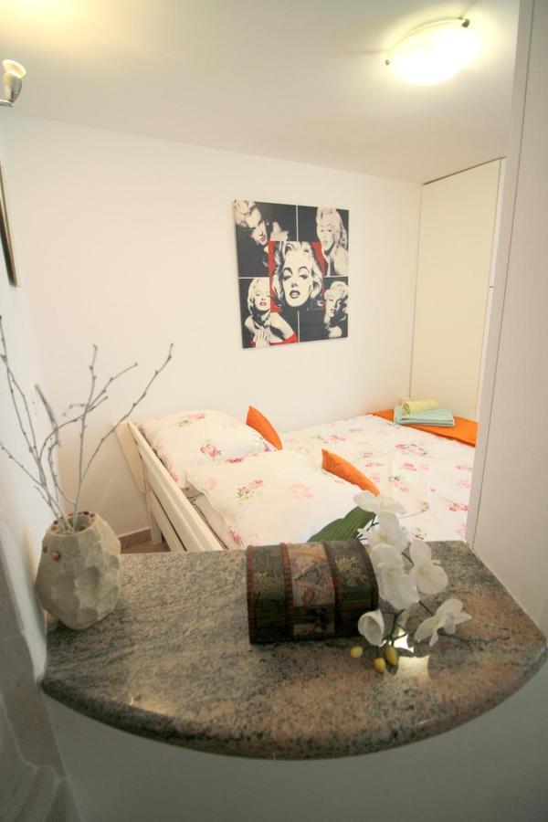 Green Place Apartments ポルトローシュ エクステリア 写真