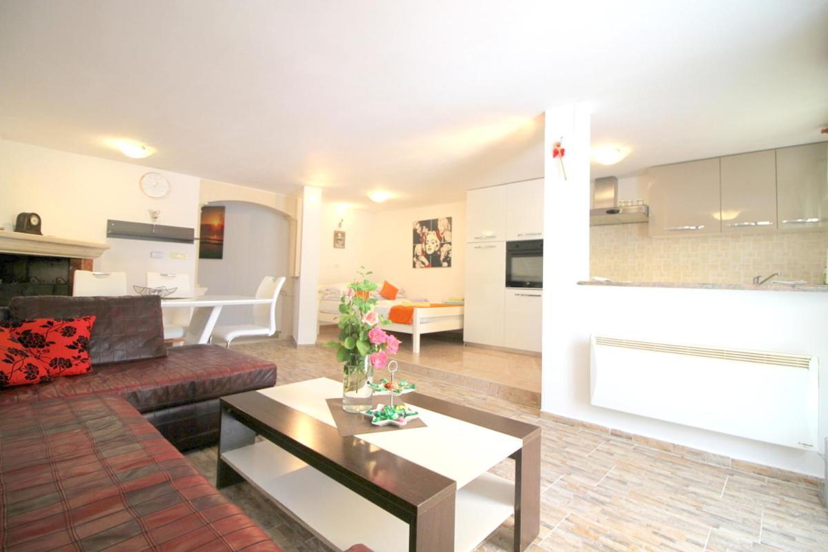 Green Place Apartments ポルトローシュ エクステリア 写真